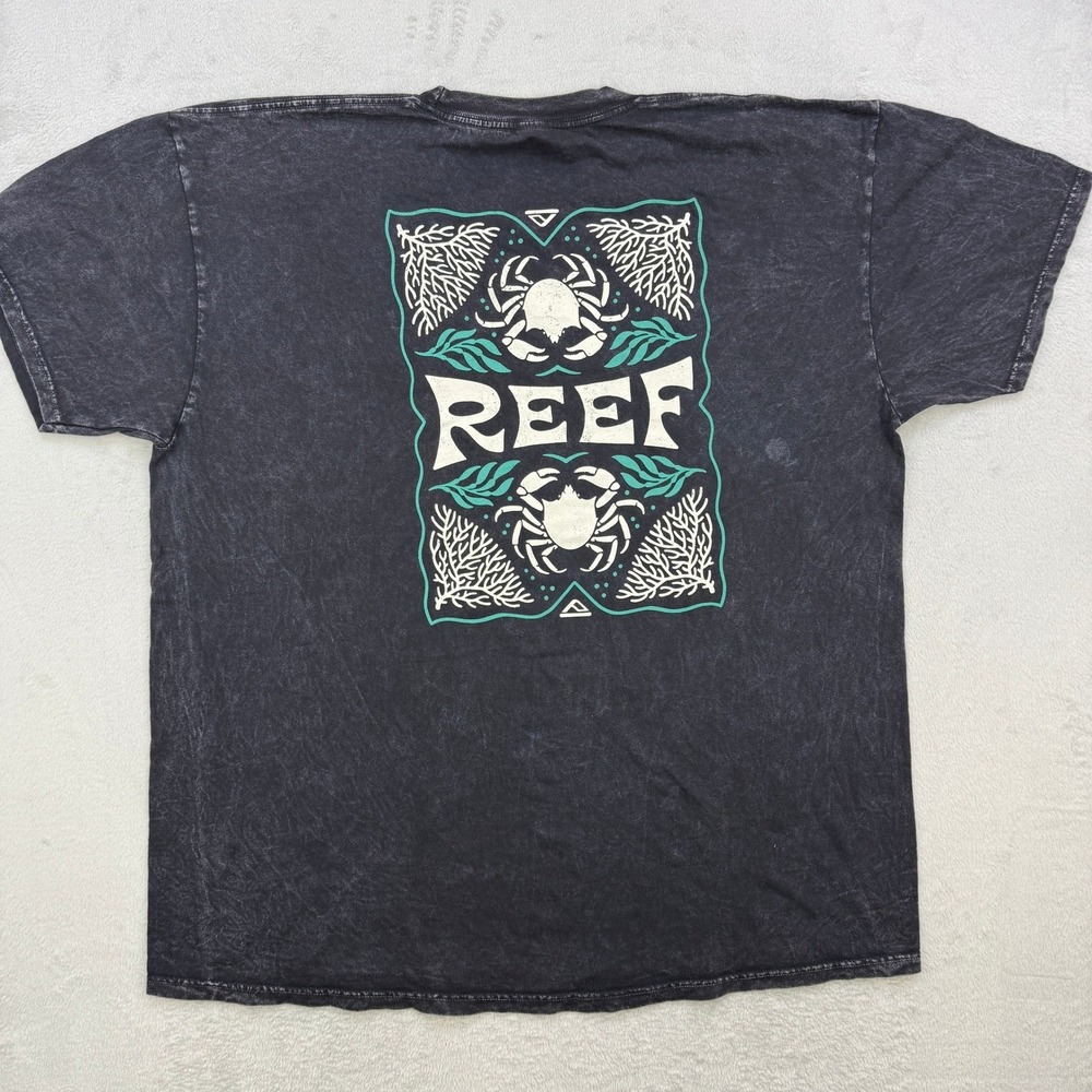 Reef Shirt Men Small Graphic T-Shirt Mineral Wash Crab Surf Beach Streetwear